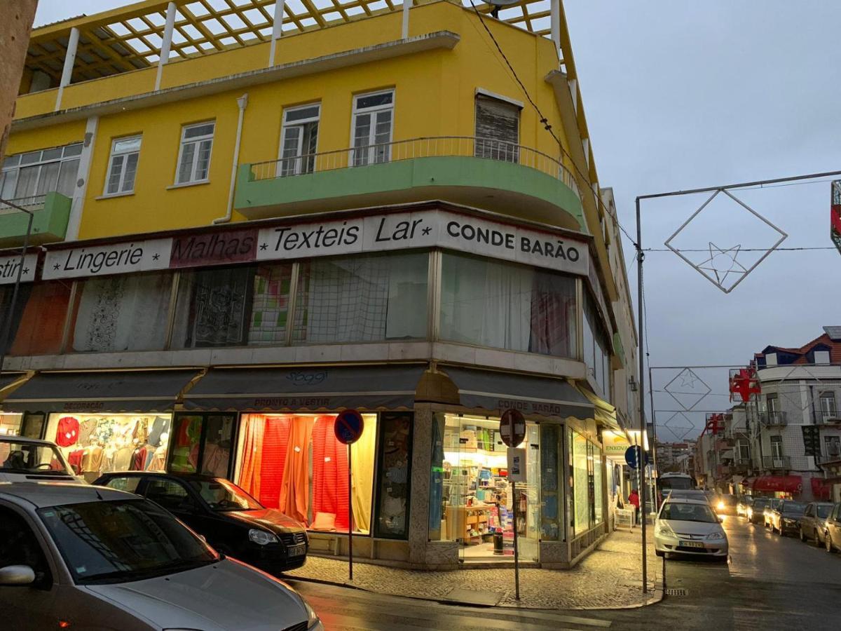 Hostel Lar Dois Coracoes Algés Exterior foto